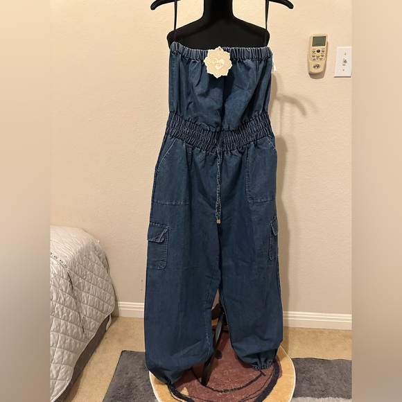indulge Pants - Indulge Denim Blue Elastic Waist Jumpsuit. Size X-Large. NWT